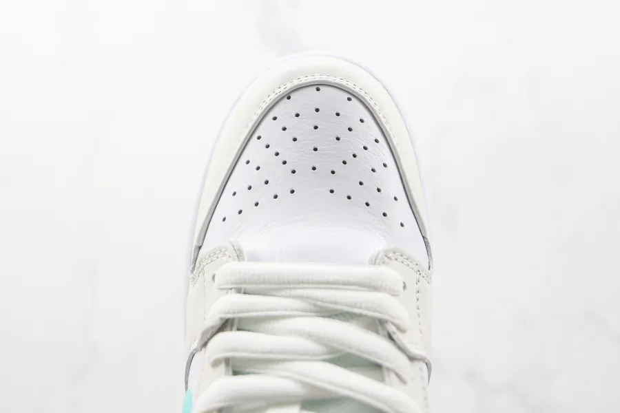 Sb Dunk Low Pro Og Qs Diamond White 