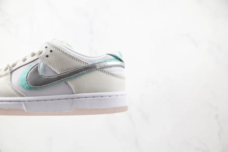 Sb Dunk Low Pro Og Qs Diamond White 