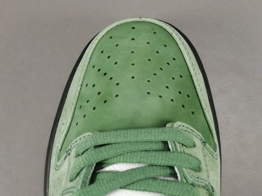 Concepts X Sb Dunk Low Green Lobster