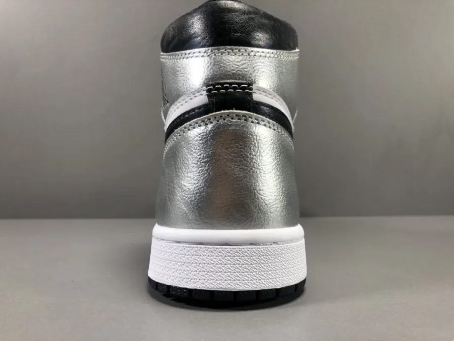 Air Jordan 1 High Og Wmns Silver Toe