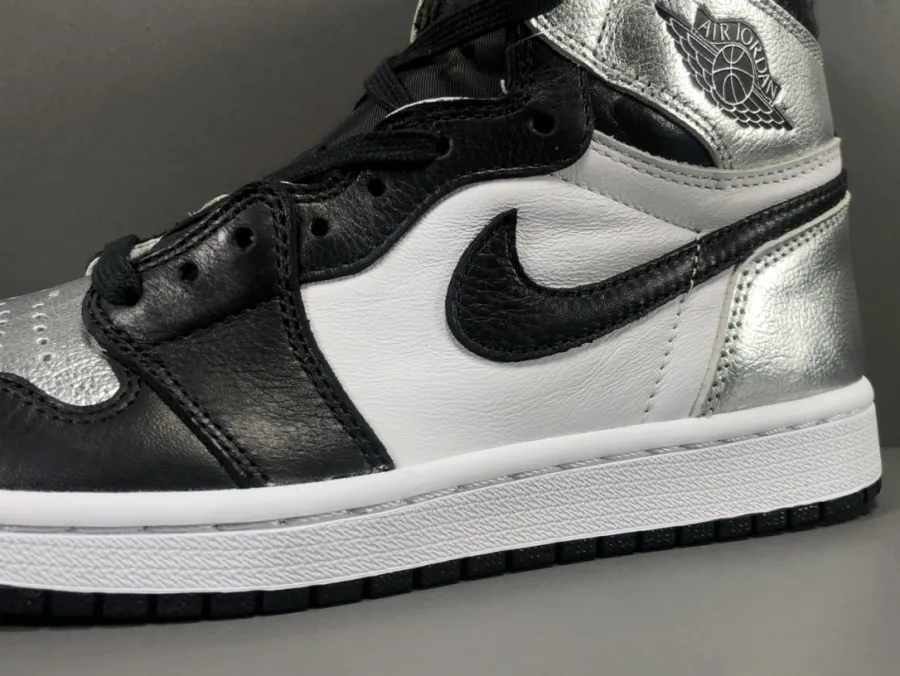 Air Jordan 1 High Og Wmns Silver Toe