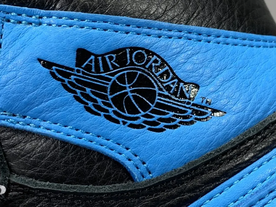 Air Jordan 1 High Og Wmns Unc To Chicago