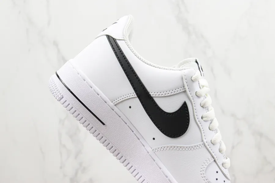 Nike Air Force 1‘07 White Black