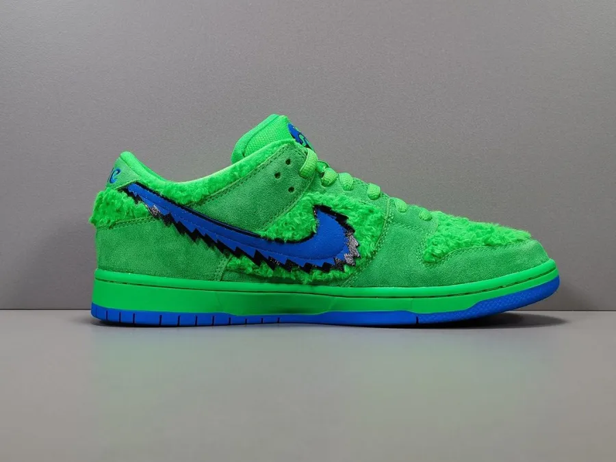 Grateful Dead X Sb Dunk Low Green Bear