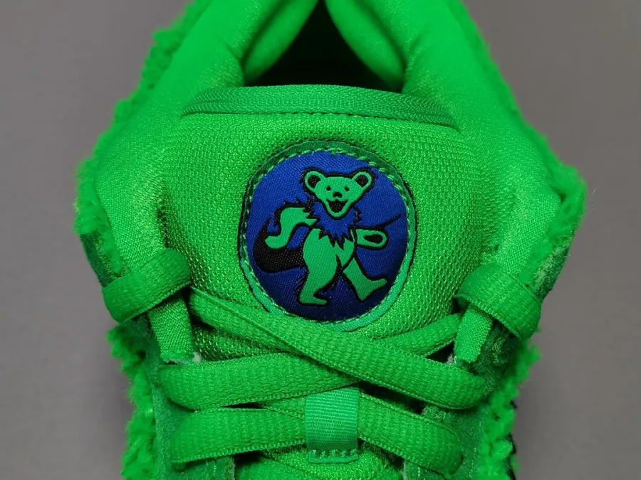 Grateful Dead X Sb Dunk Low Green Bear