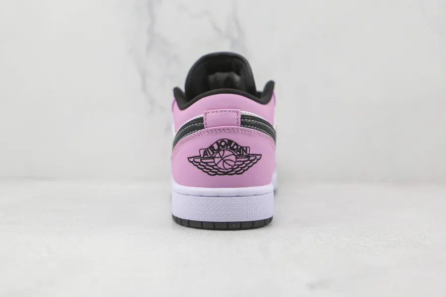 Air Jordan 1 Low Se Violet Shock 