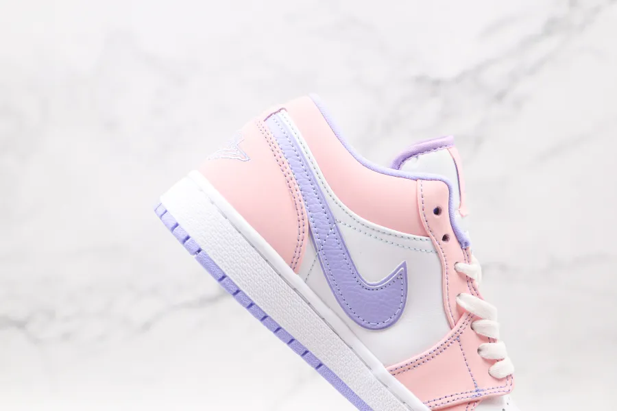 Air Jordan 1 Low Se Arctic Punch