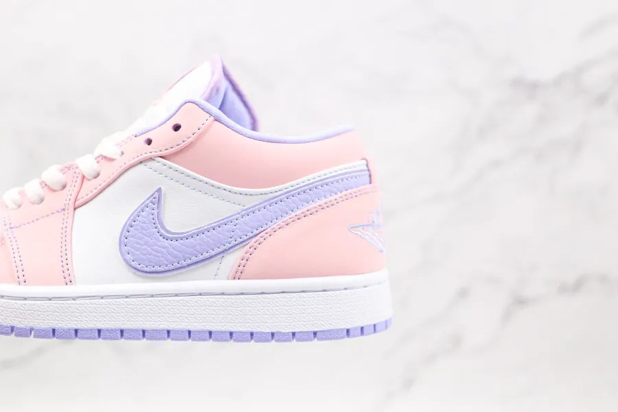 Air Jordan 1 Low Se Arctic Punch