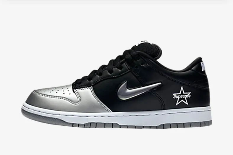 Sb Dunk Low Metallic Silver