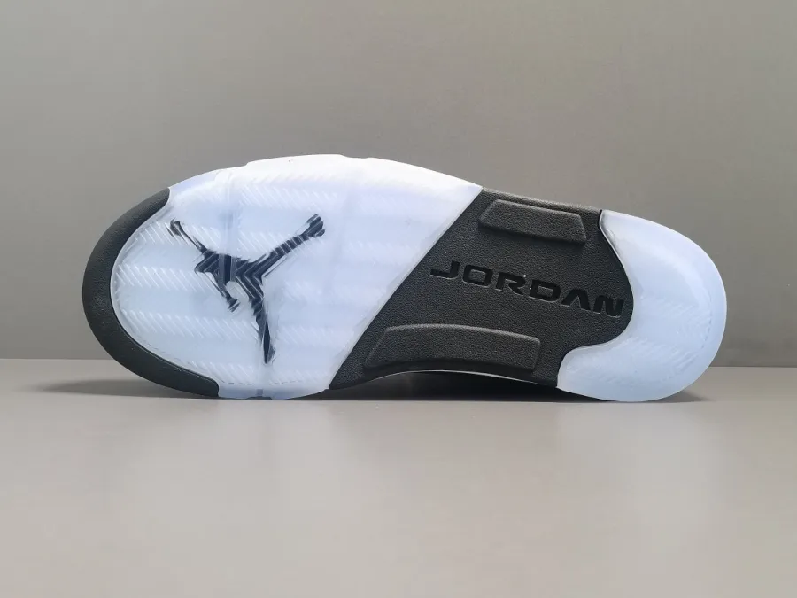 Air Jordan 5 Oreo