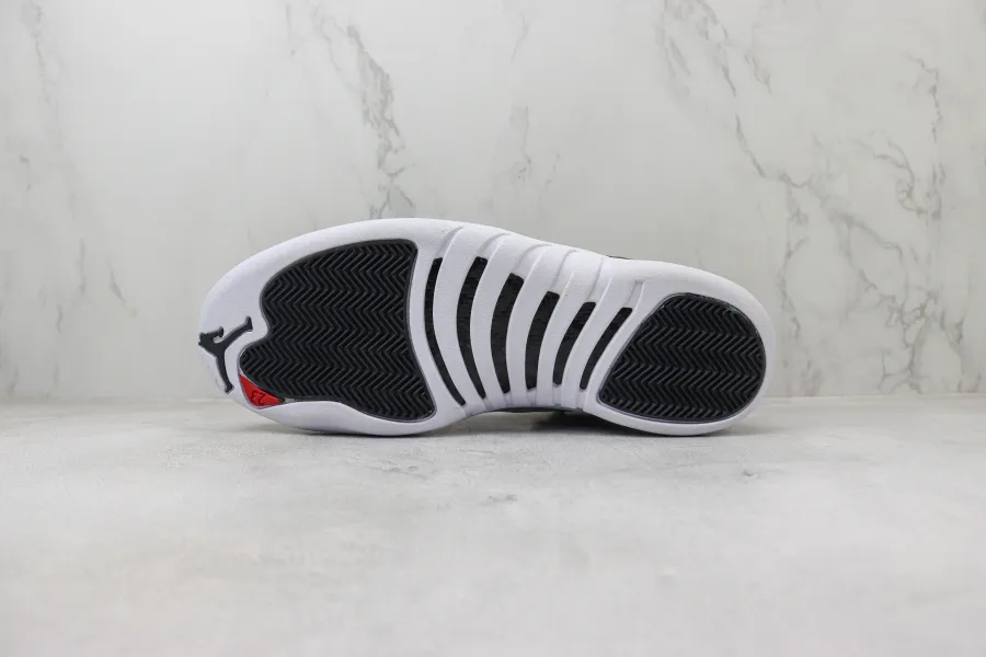 Air Jordan 12 Retro Playoff  2022