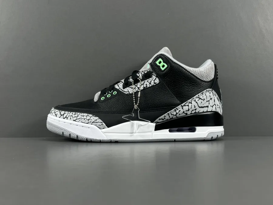 Air Jordan 3 Retro Green Glow