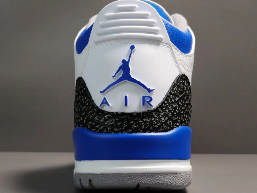 Air Jordan 3 Racer Blue