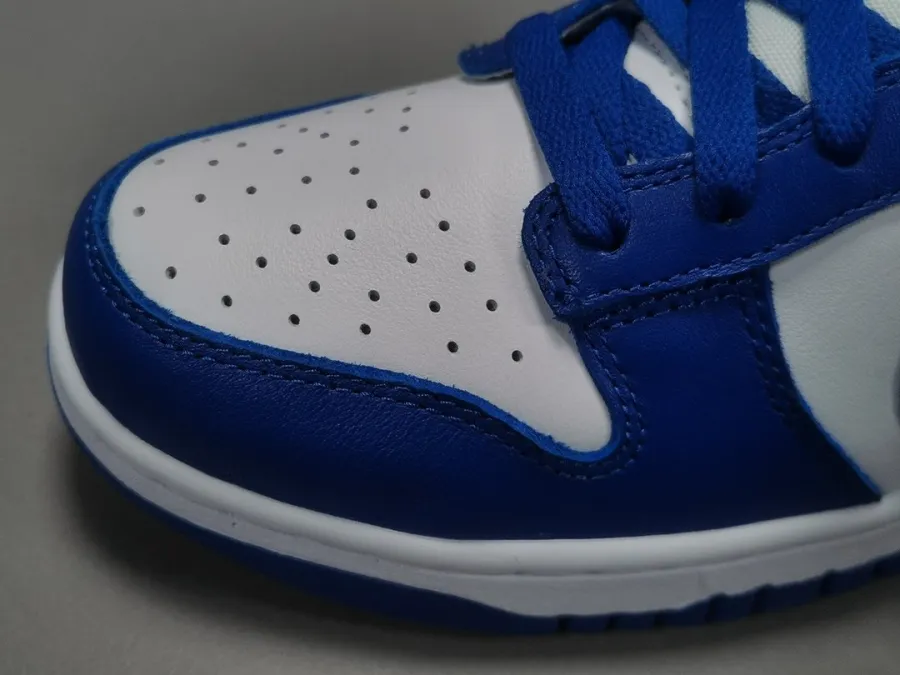 Dunk Low Kentucky