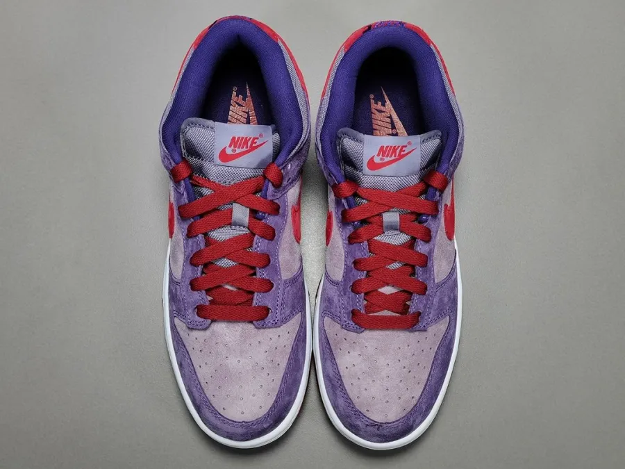 Dunk Low Plum