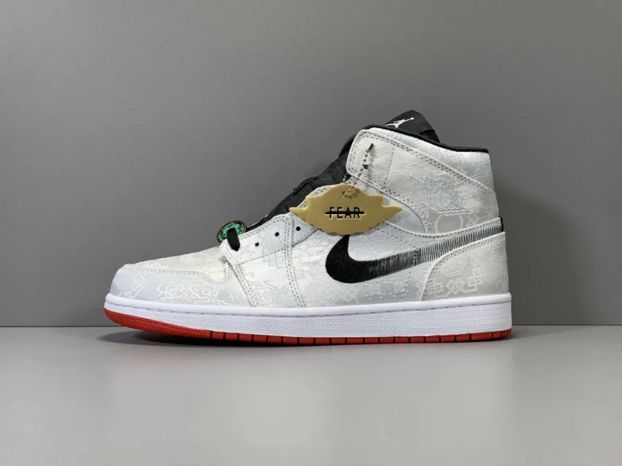 Clot Jordan 1 Mid Fearless