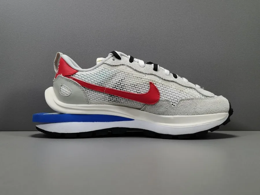 Sacai X Nike Vaporwaffle Sail