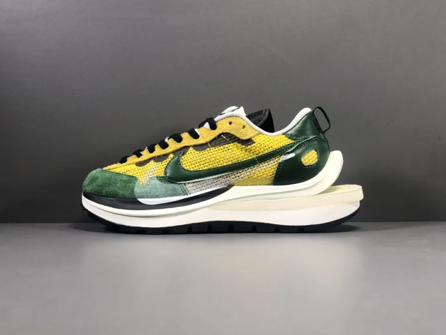 Sacai X Nike Vaporwaffle Tour Yellow