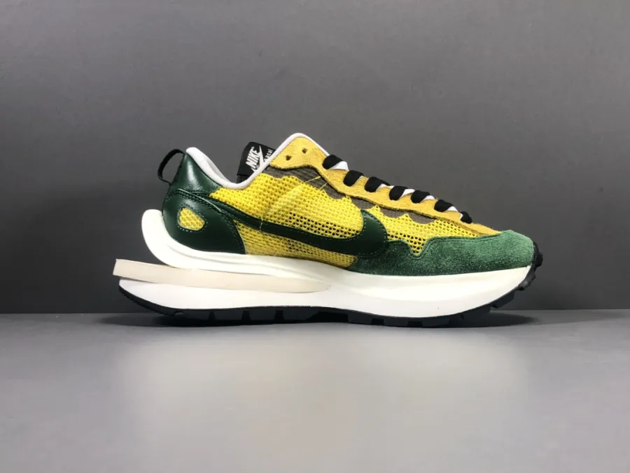 Sacai X Nike Vaporwaffle Tour Yellow