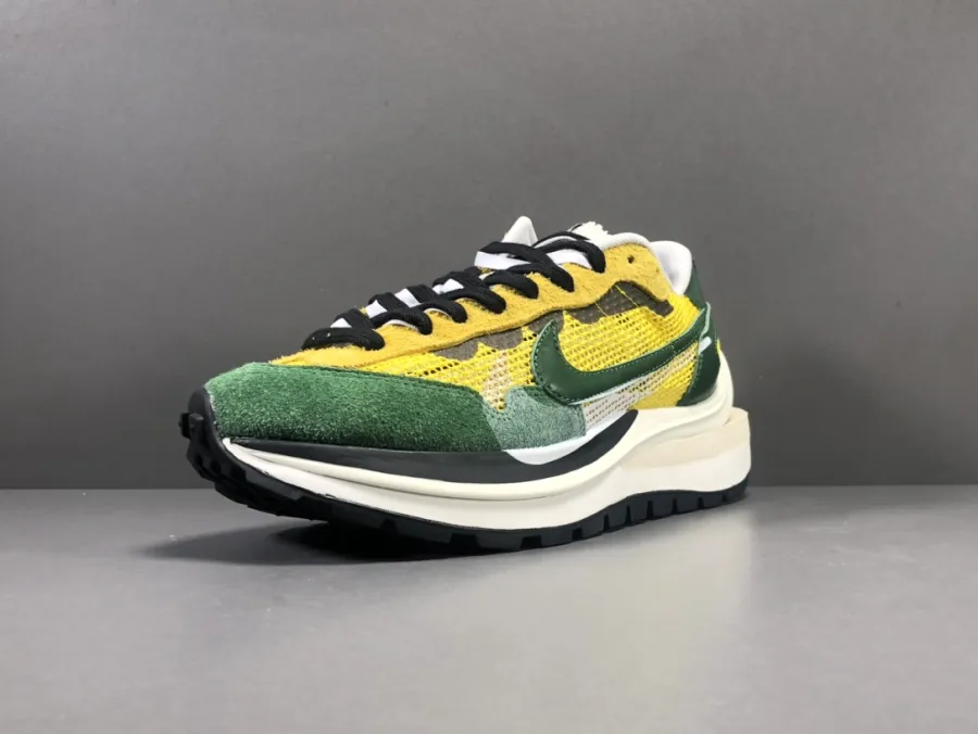 Sacai X Nike Vaporwaffle Tour Yellow