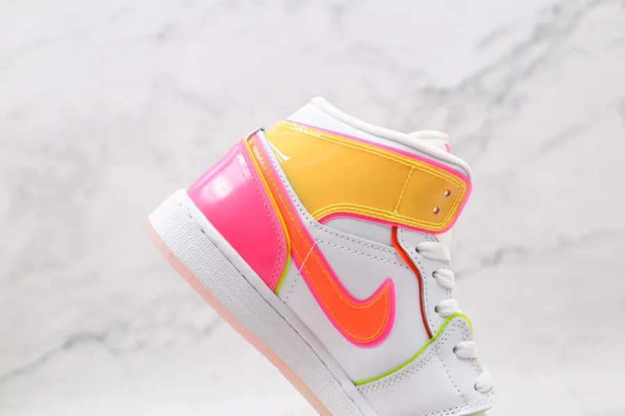 Jordan 1 Edge Glow  Mid Gs