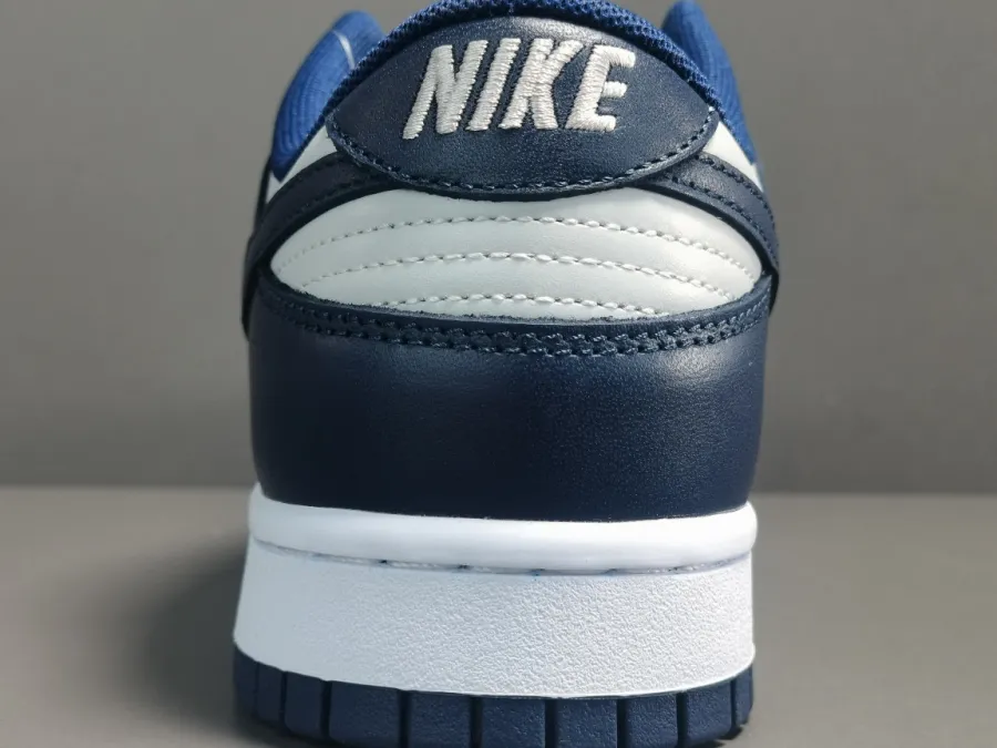 Dunk Low Georgetown