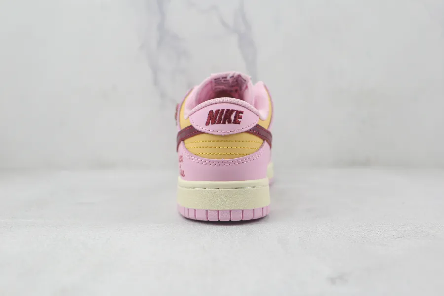 Nike Dunk Low Valentine'S Day