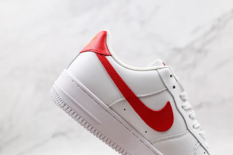 Air Force 1 ’07 Essential White Gym Red