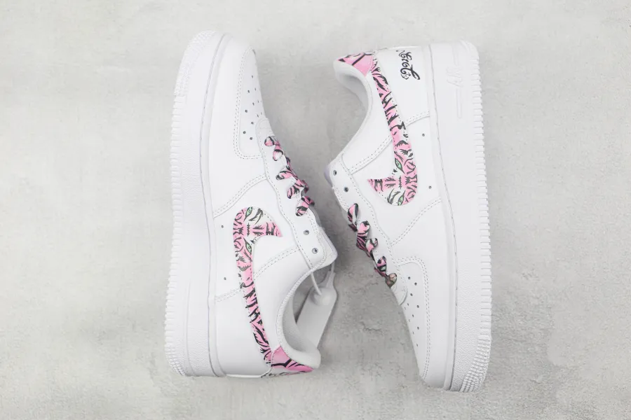 Nike Air Force 1 ’07 Essential White Rattan