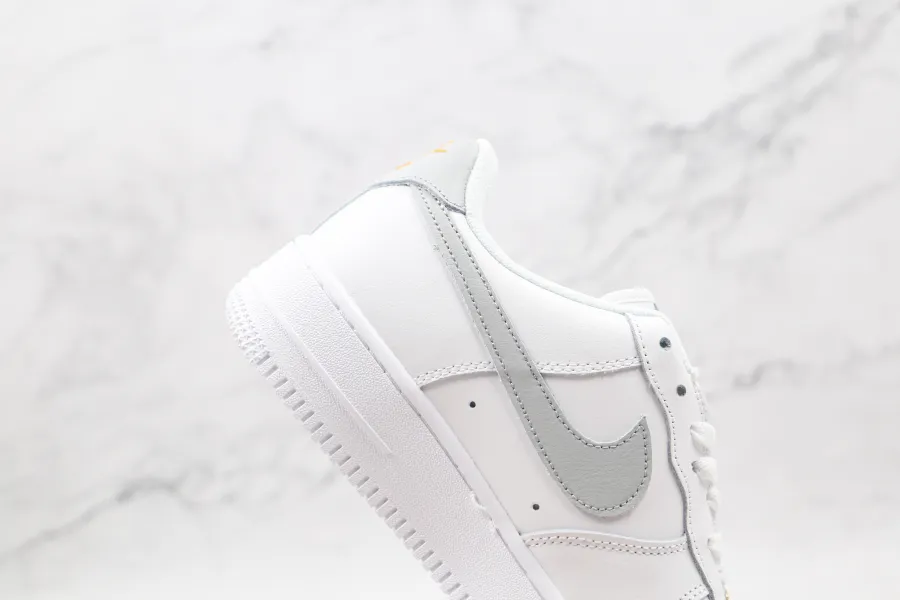 Nike Air Force 1 Low White/Grey/Gold 