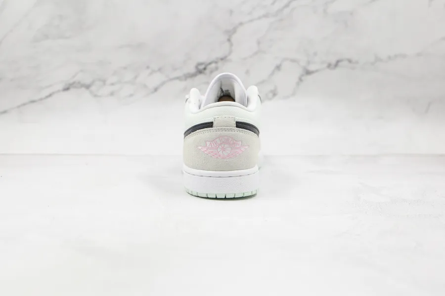 Wmns Air Jordan 1 Low Se Barely Green 