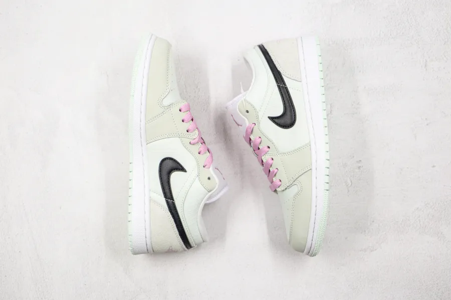 Wmns Air Jordan 1 Low Se Barely Green 