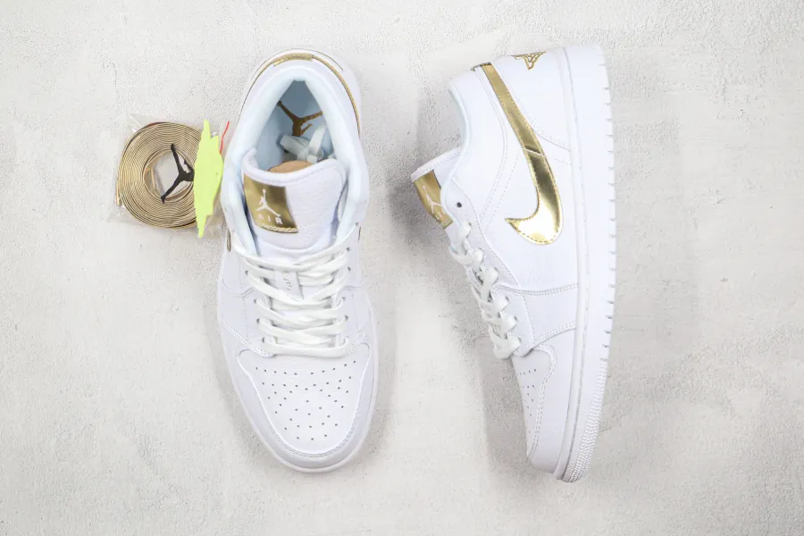 Wmns Air Jordan 1 Retro Low White Metallic Gold 