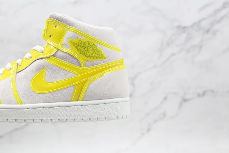 Wmns Air Jordan 1 Mid Lx Off White Opti Yellow 