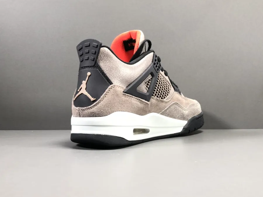 Air Jordan 4 Taupe Haze