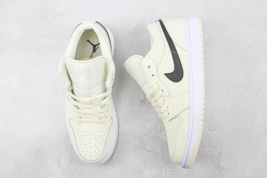 Wmns Air Jordan 1 Low Coconut Milk 