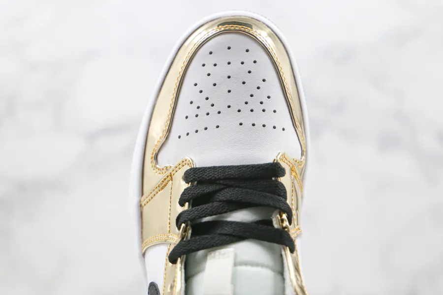 Air Jordan 1 Mid Metallic Gold