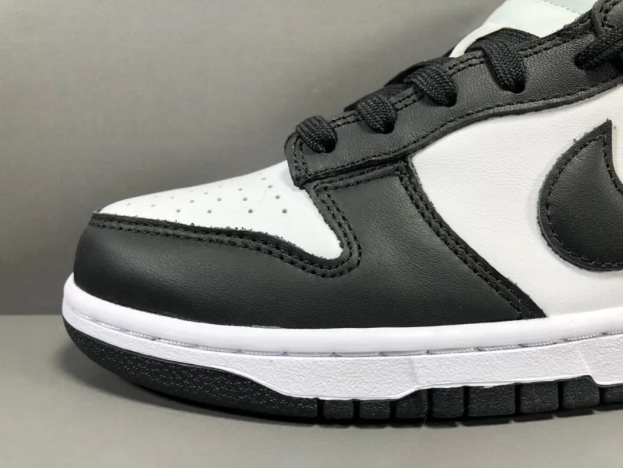 Dunk Low Retro Black White Panda