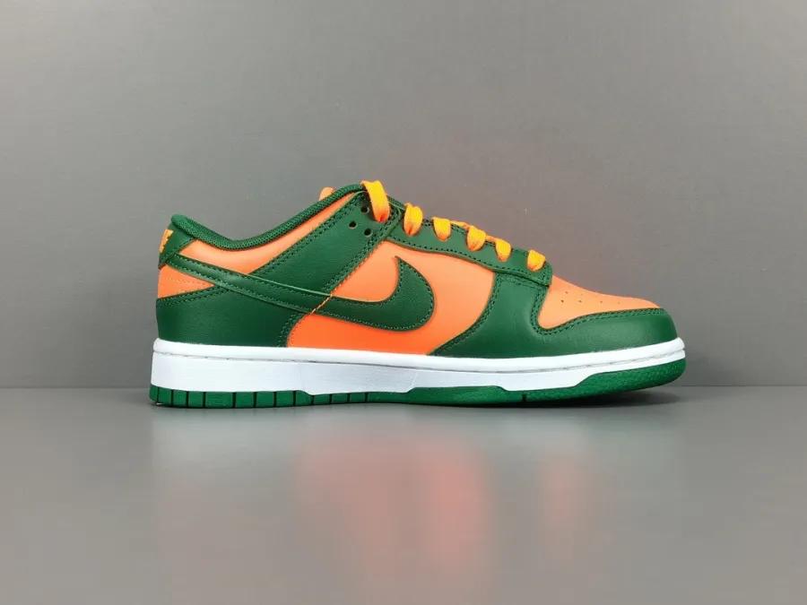 Nike Dunk Low Miami Hurricanes