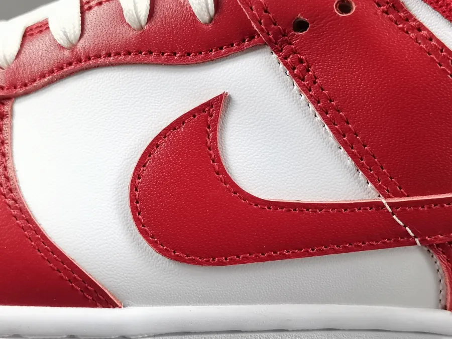 Nike Dunk Low Gym Red