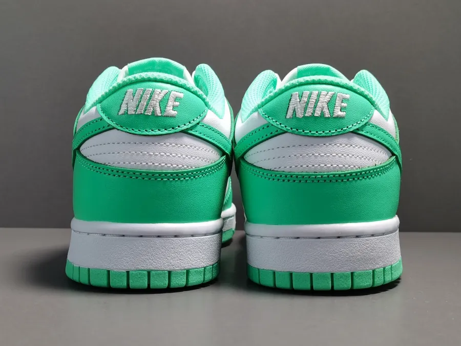 Dunk Low Green Glow