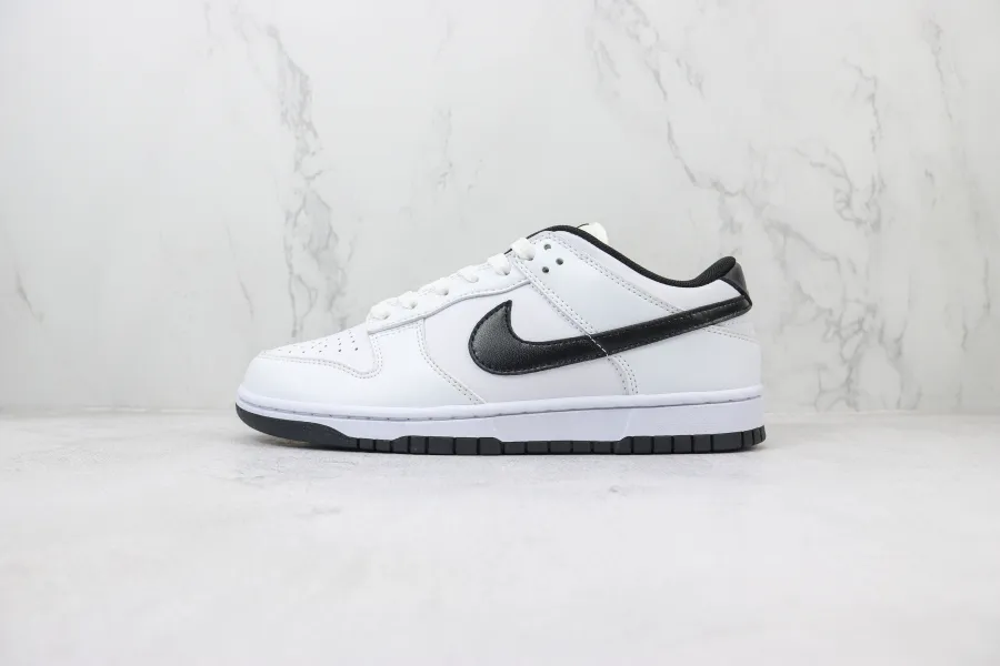 Nike Dunk Low White/Black Wmns