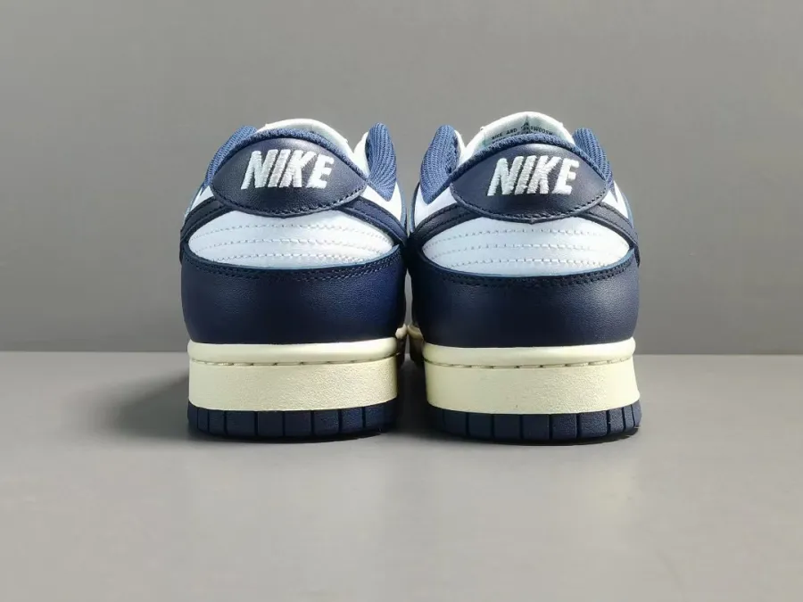 Dunk Lows Vintage Navy