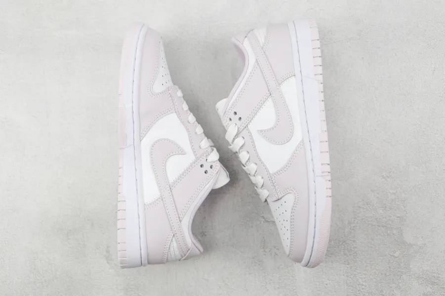 Dunks Low Light Violet