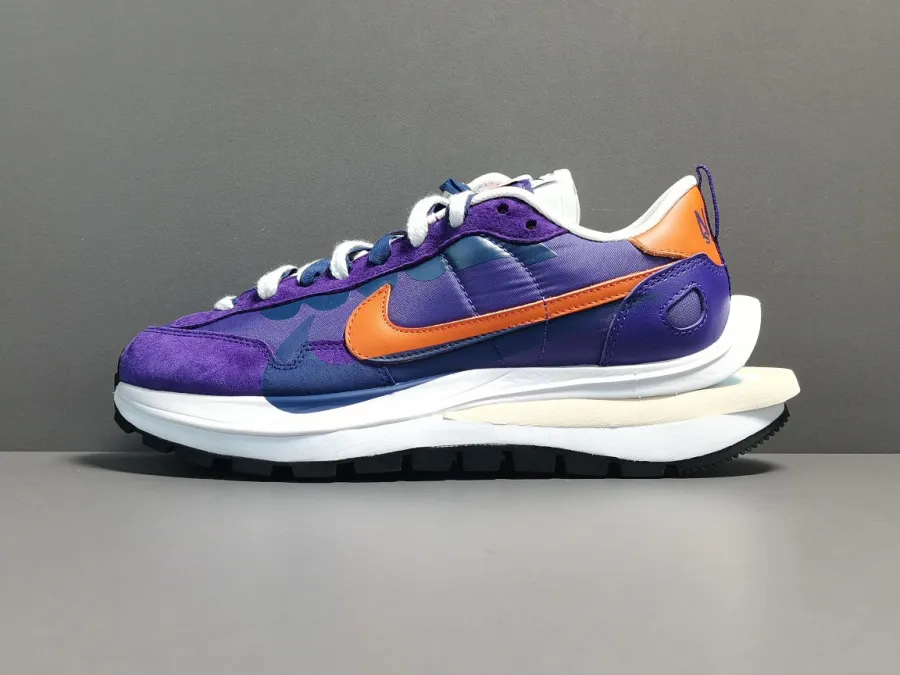 Sacai Vaporwaffle Dark Iris