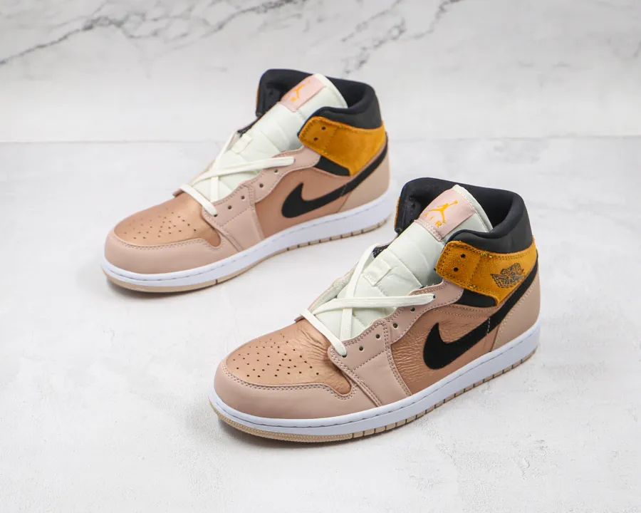 Wmns Air Jordan 1 Mid Se Particle Beige 