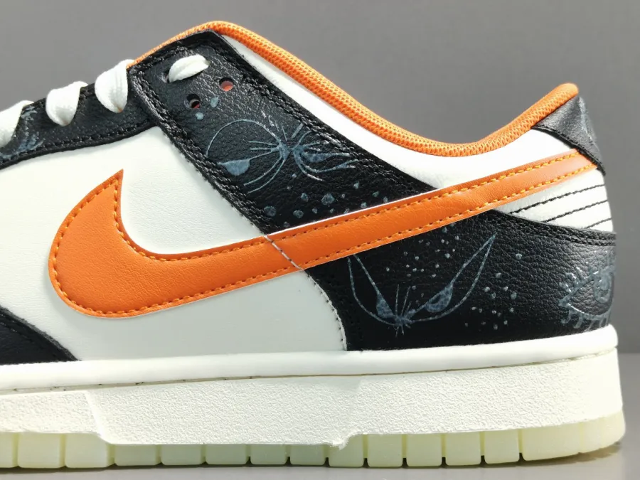 Dunk Low Halloween