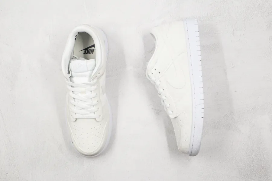 Dover Street Market X Nike Dunk Low Tripl White