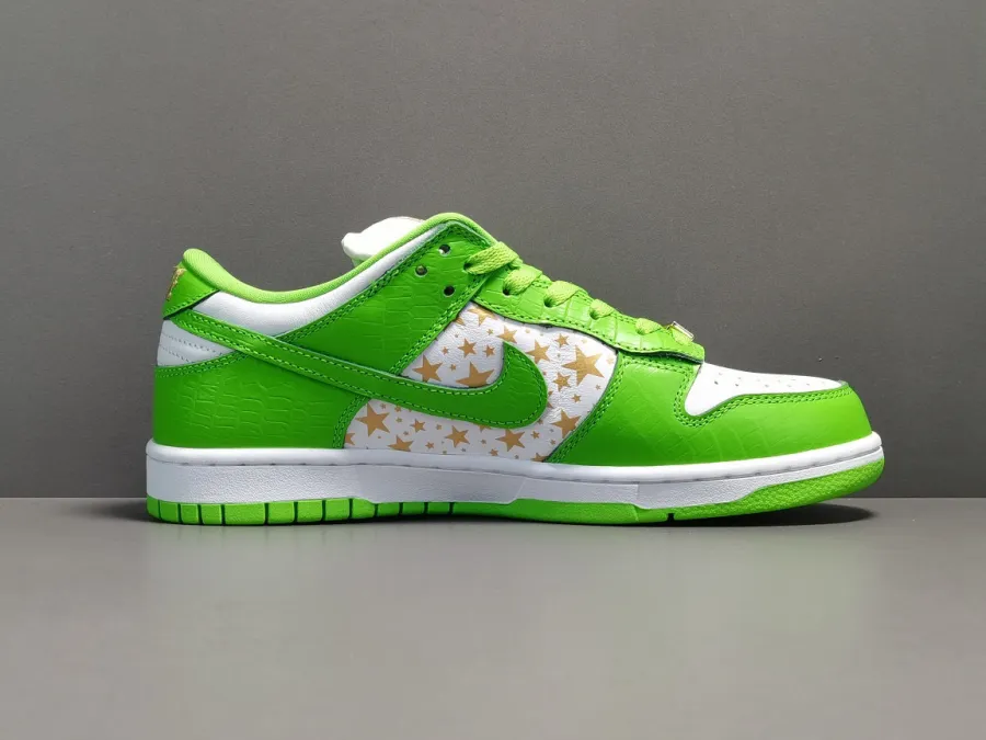 Sb Dunk Low Stars Mean Green