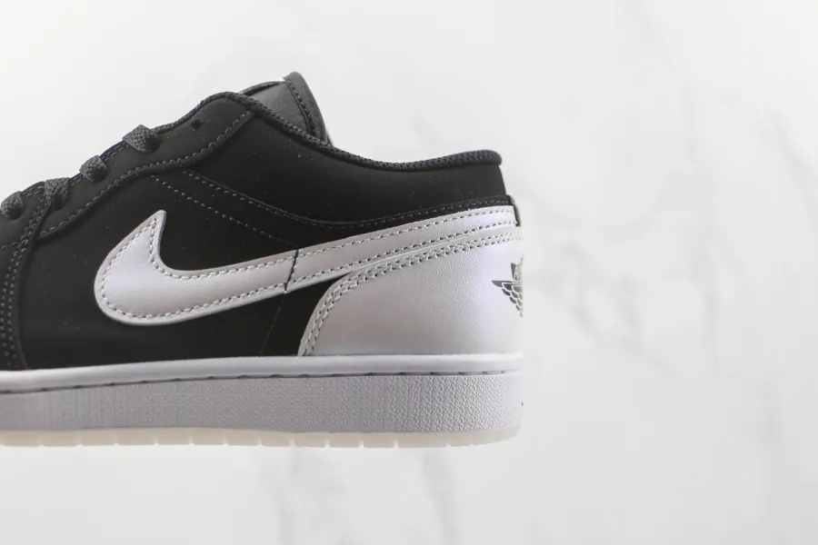 Jordan 1 Black/White Low